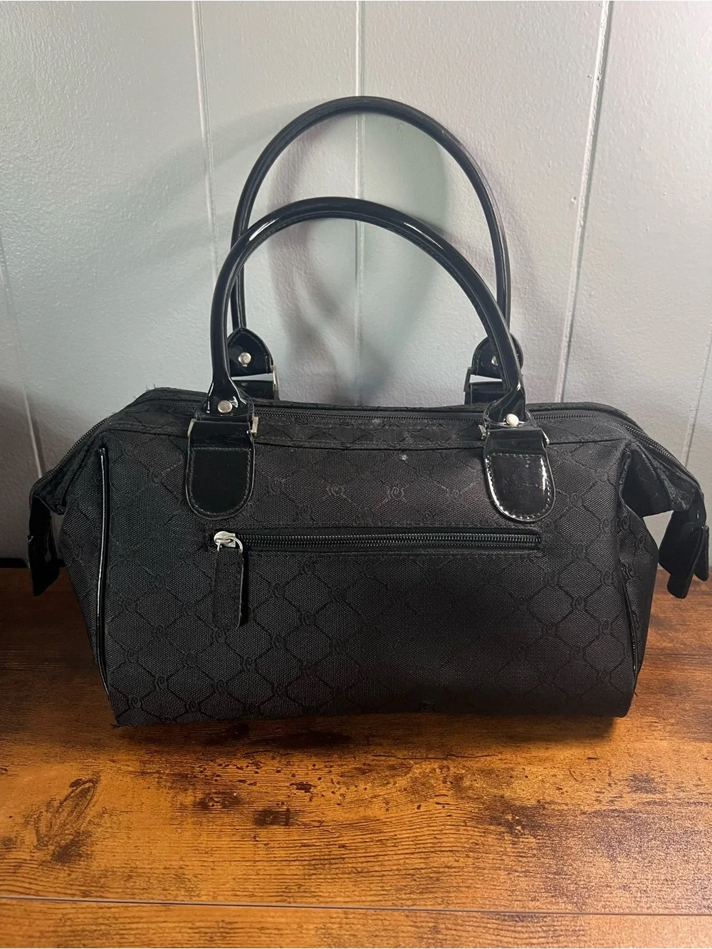 Caboodles black quilted